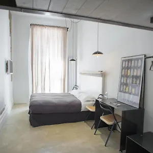 Belledonne Suite&gallery Bed & Breakfast